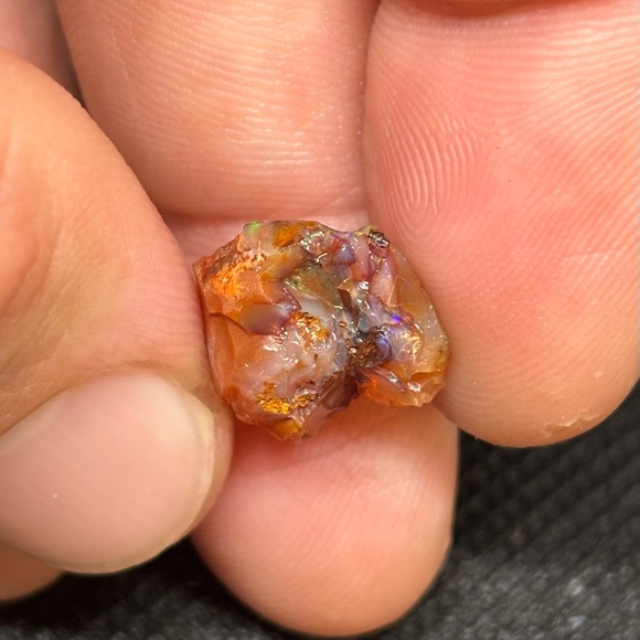 Natural Mexican Fire Opal Specimen Prism With An Array Of Natural Shapes - Picture 10 of 10